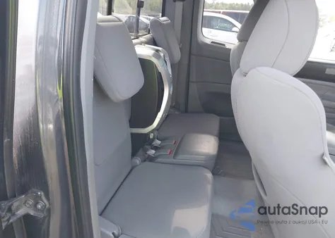 2010 Toyota Tacoma Base V6 z USA, uszkodzony, nr VIN 5TEUU4EN0AZ733264